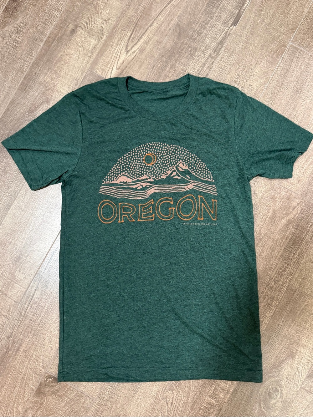 Oregon Tee - size small